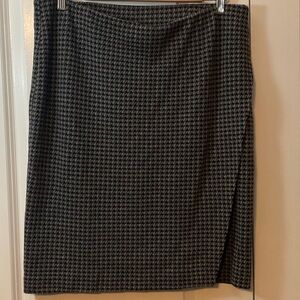 J. Jill Black and Gray Pencil Skirt